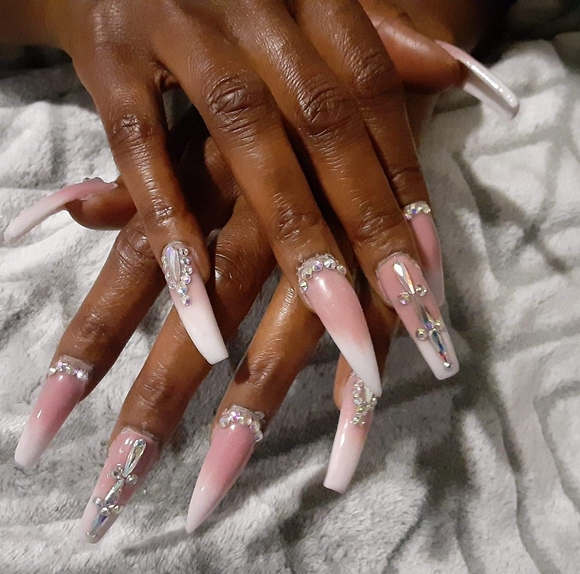 Meet your Posher, Lachandra - Picture 1 of 1